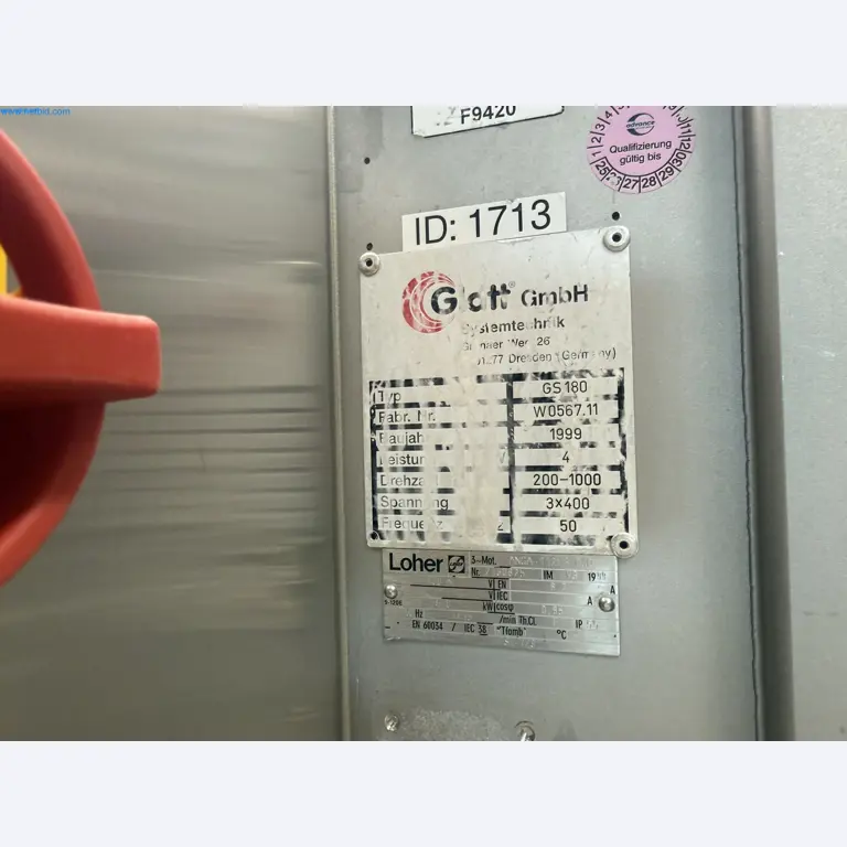 Instalações de produção e embalagem farmacêuticas / Equipamentos de laboratório e operacionais-3
