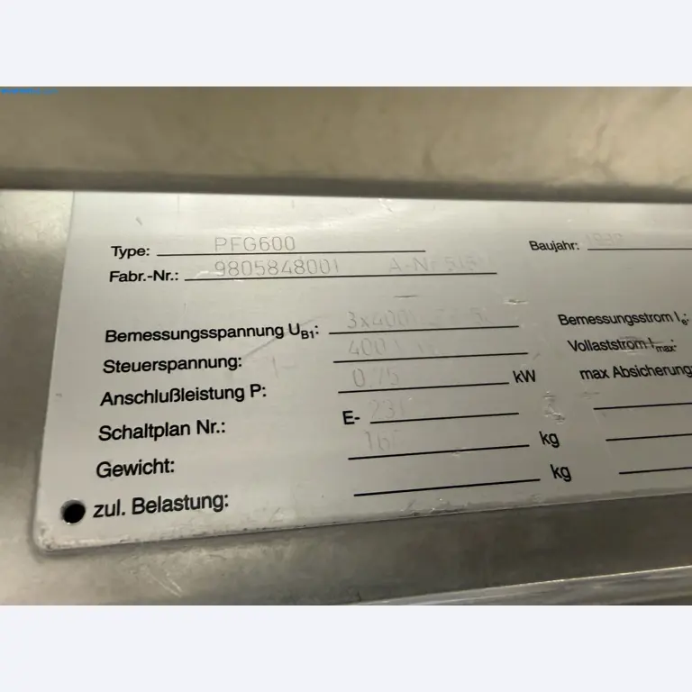 Instalações de produção e embalagem farmacêuticas / Equipamentos de laboratório e operacionais-5