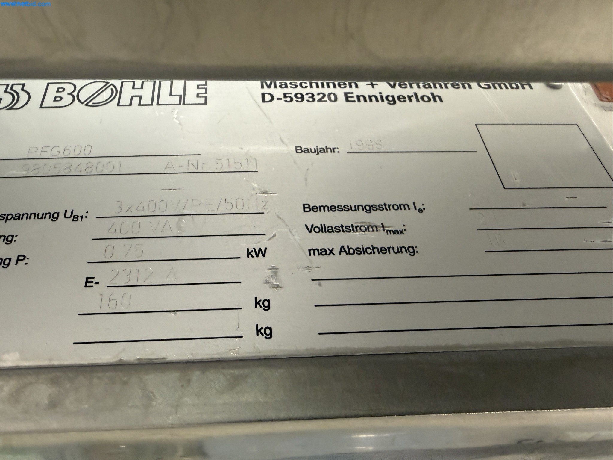 Instalações de produção e embalagem farmacêuticas / Equipamentos de laboratório e operacionais-6