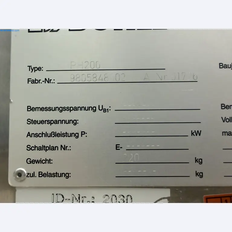 Instalações de produção e embalagem farmacêuticas / Equipamentos de laboratório e operacionais-6