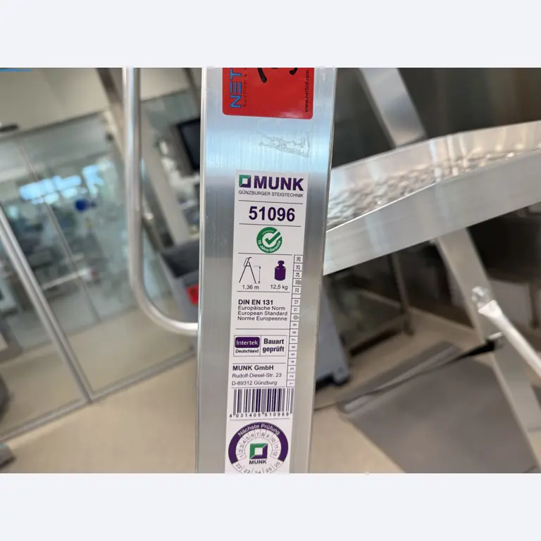 Instalações de produção e embalagem farmacêuticas / Equipamentos de laboratório e operacionais-2