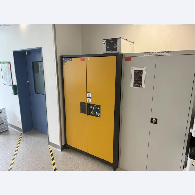Pharmaceutical Production and Packaging Equipment / Laboratory and Plant Equipment-1