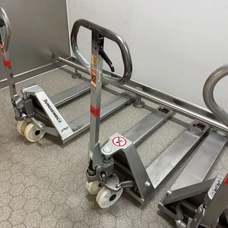 Porta-paletes com garfos Wagner HP20