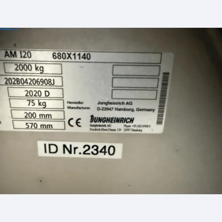 Instalações de produção e embalagem farmacêuticas / Equipamentos de laboratório e operacionais-2