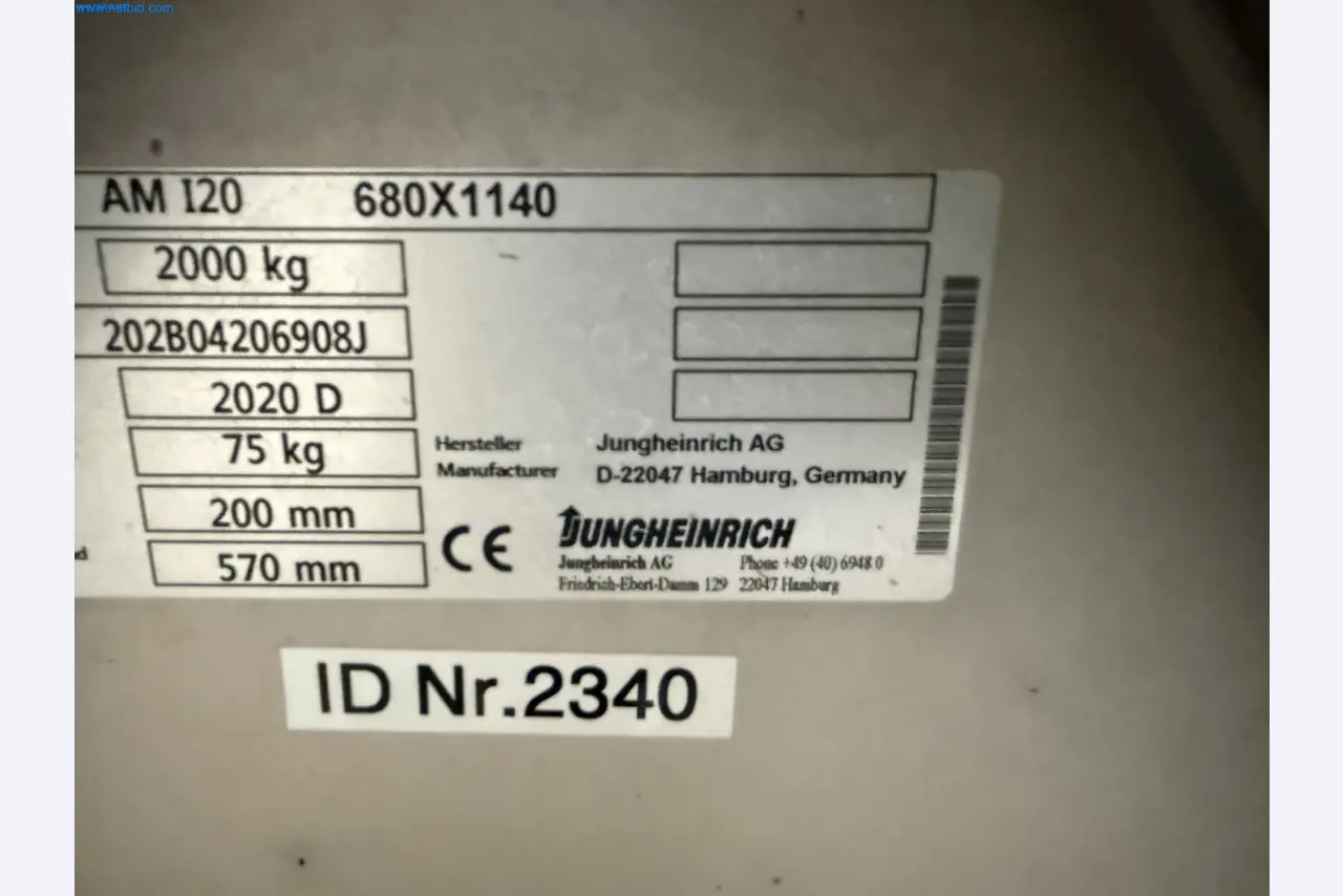 Instalações de produção e embalagem farmacêuticas / Equipamentos de laboratório e operacionais-3