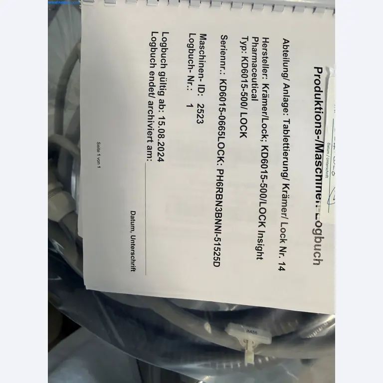 Instalações de produção e embalagem farmacêuticas / Equipamentos de laboratório e operacionais-6