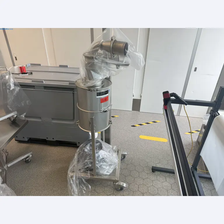 Instalações de produção e embalagem farmacêuticas / Equipamentos de laboratório e operacionais-1