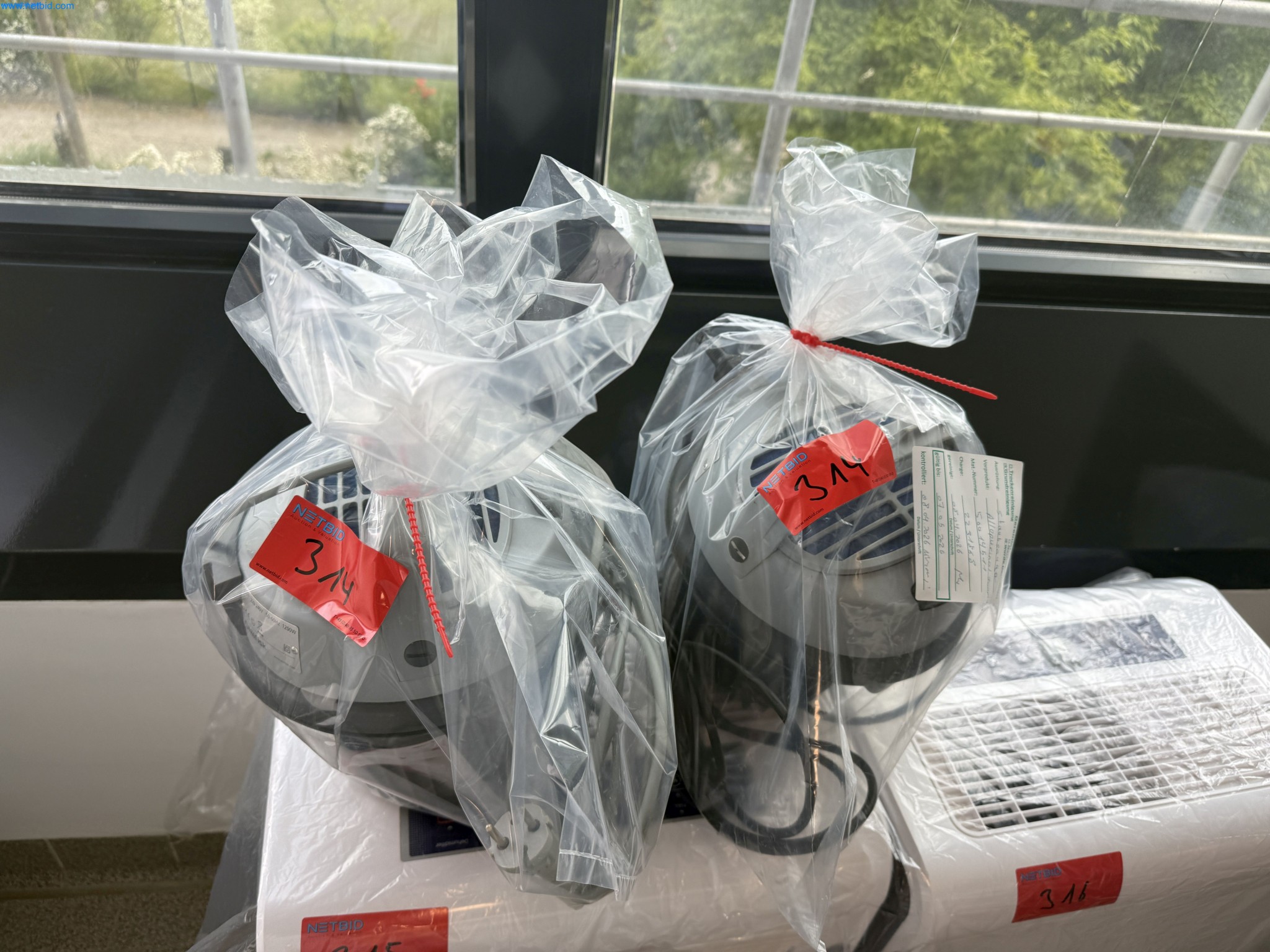 2 Aspirateur industriel Nilfisk GMP