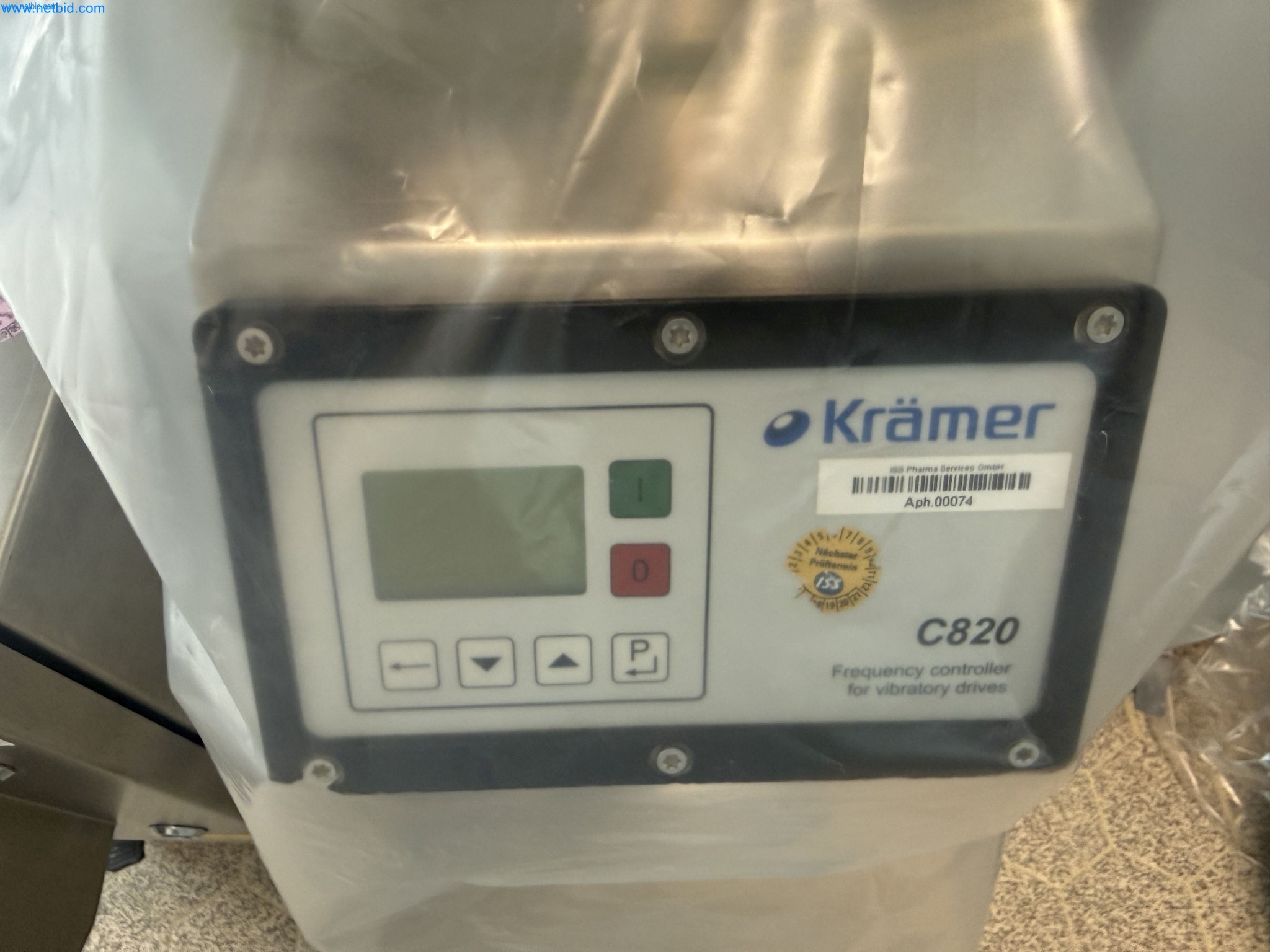 Instalações de produção e embalagem farmacêuticas / Equipamentos de laboratório e operacionais-2