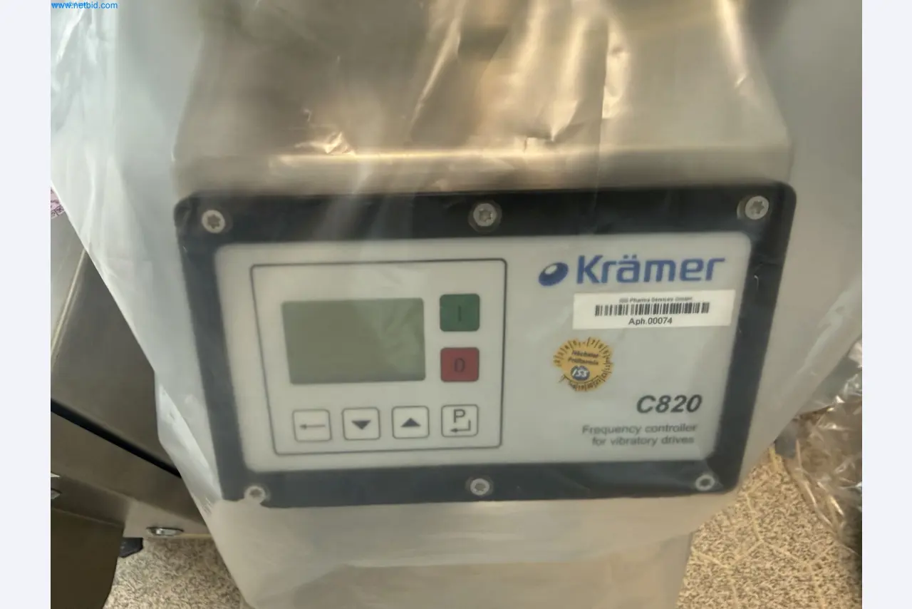 Instalações de produção e embalagem farmacêuticas / Equipamentos de laboratório e operacionais-2
