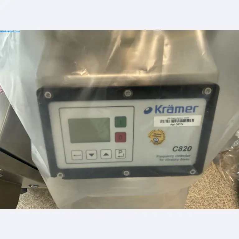 Instalações de produção e embalagem farmacêuticas / Equipamentos de laboratório e operacionais-2