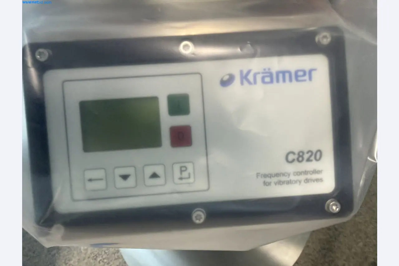 Instalações de produção e embalagem farmacêuticas / Equipamentos de laboratório e operacionais-4