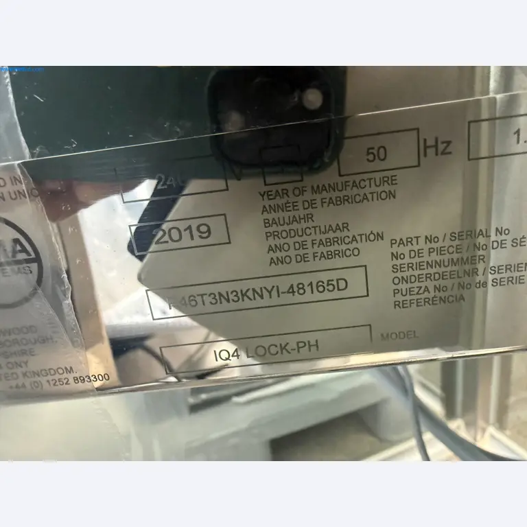 Instalações de produção e embalagem farmacêuticas / Equipamentos de laboratório e operacionais-6
