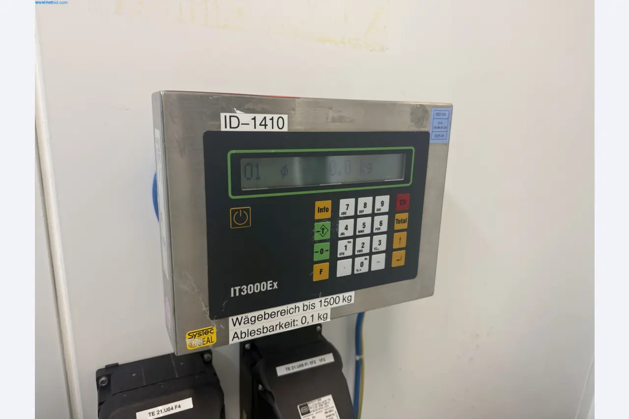 Instalações de produção e embalagem farmacêuticas / Equipamentos de laboratório e operacionais-2
