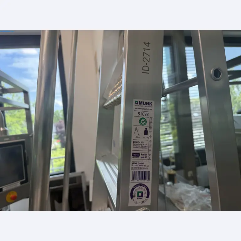 Instalações de produção e embalagem farmacêuticas / Equipamentos de laboratório e operacionais-2