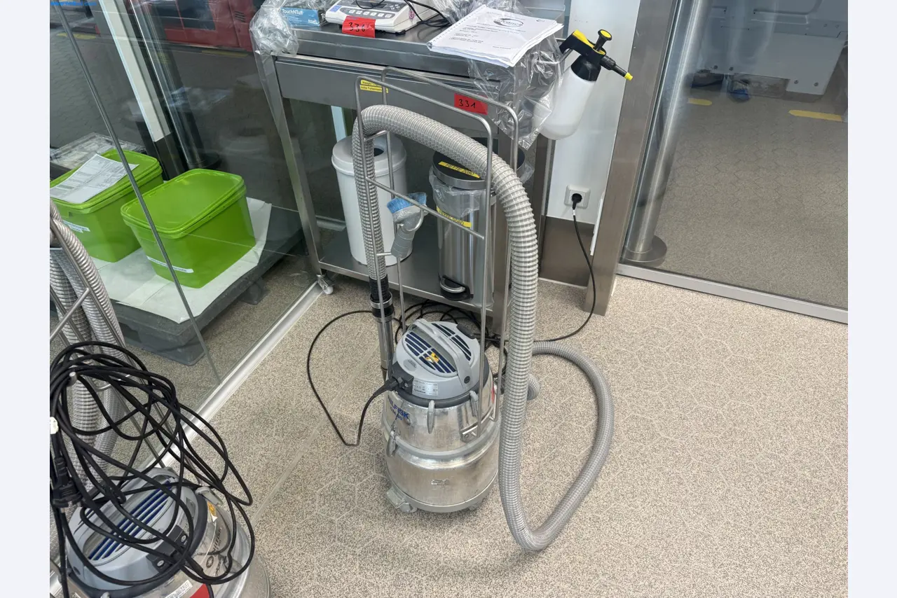 Instalações de produção e embalagem farmacêuticas / Equipamentos de laboratório e operacionais-1
