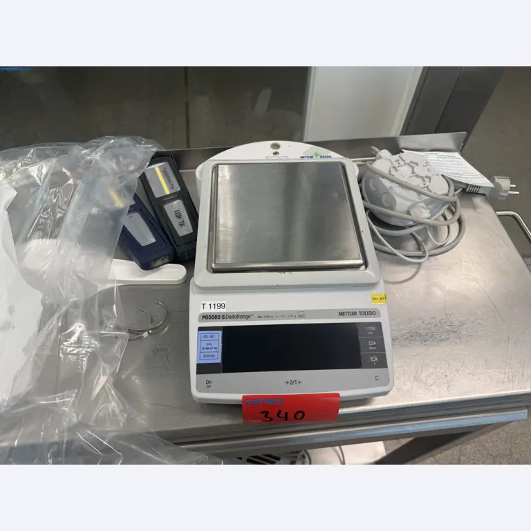 Instalações de produção e embalagem farmacêuticas / Equipamentos de laboratório e operacionais-1
