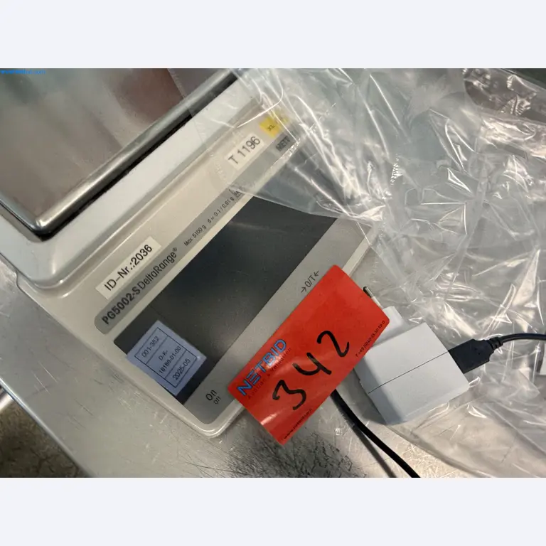 Instalações de produção e embalagem farmacêuticas / Equipamentos de laboratório e operacionais-1