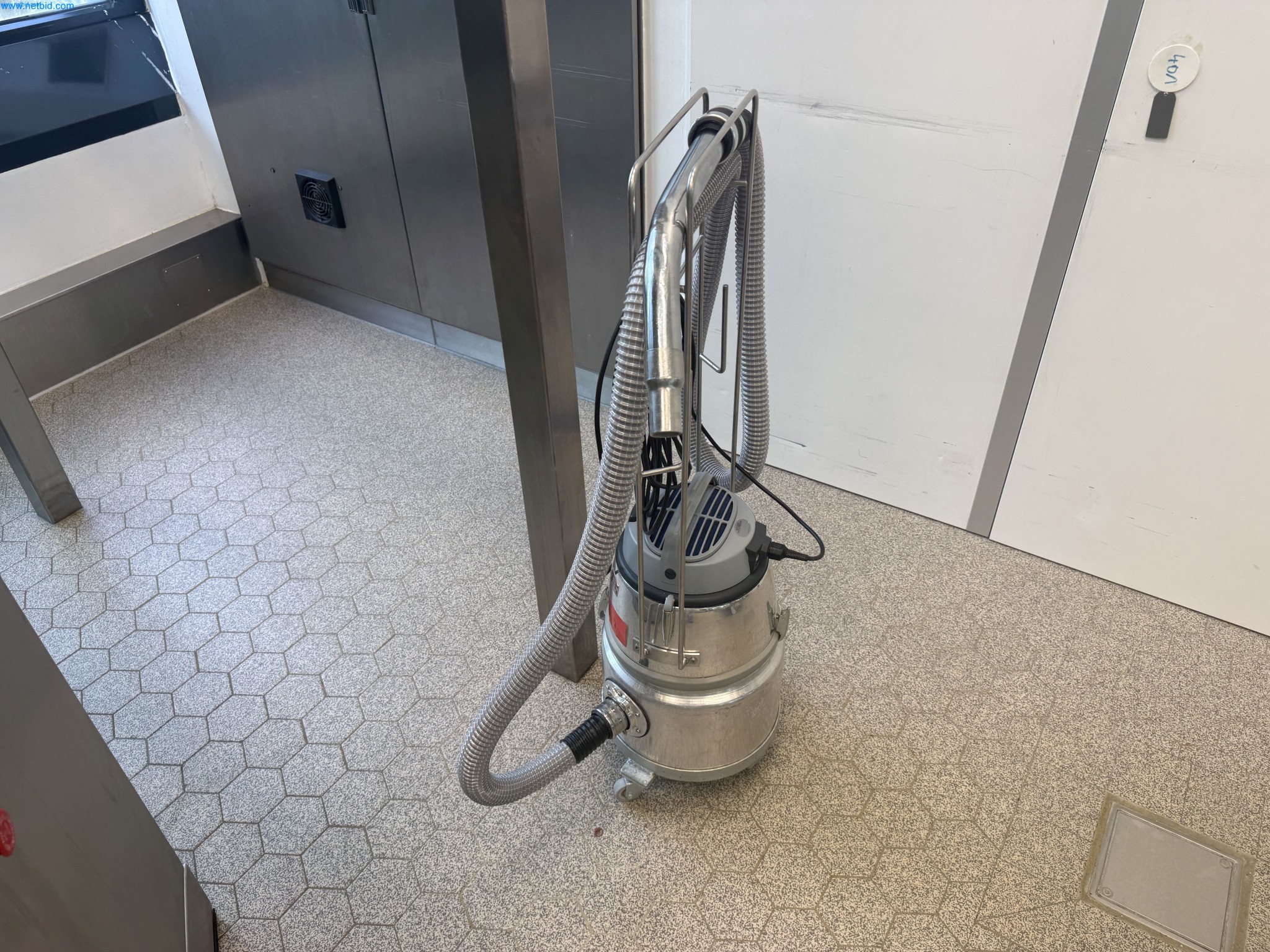 Aspirateur industriel Nilfisk GM80 GMP