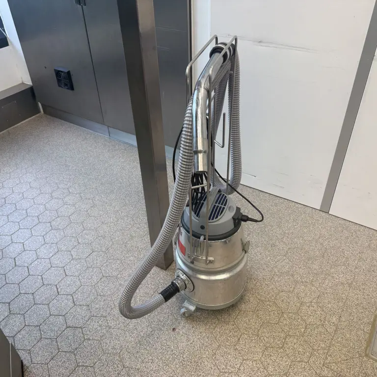 Aspirador industrial Nilfisk GM80 GMP