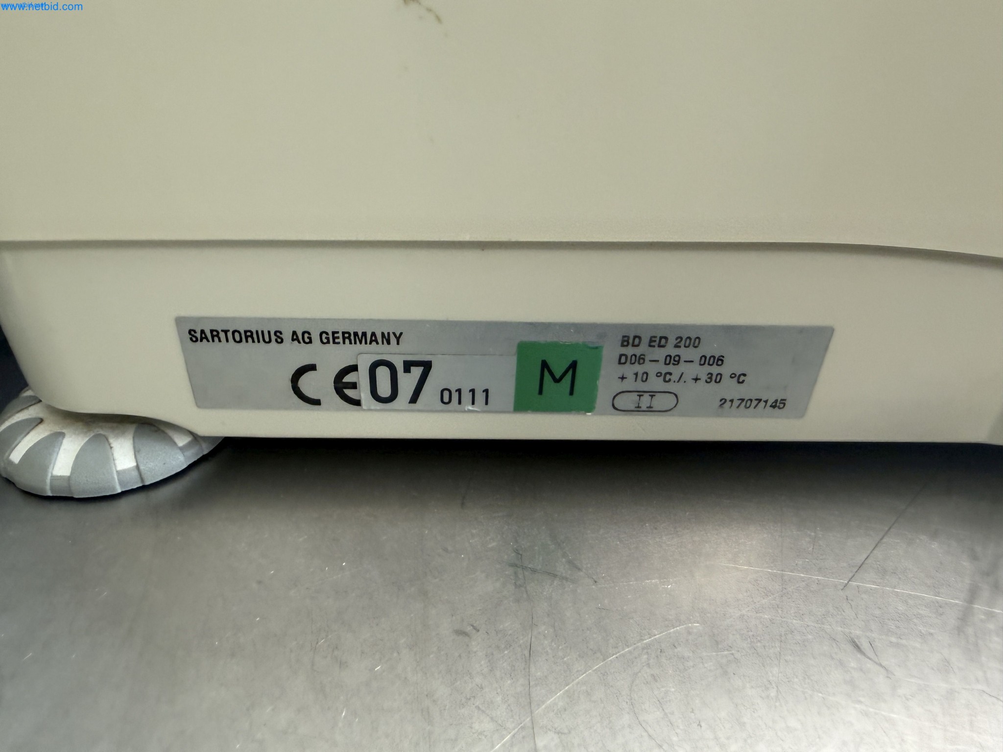 Instalações de produção e embalagem farmacêuticas / Equipamentos de laboratório e operacionais-2