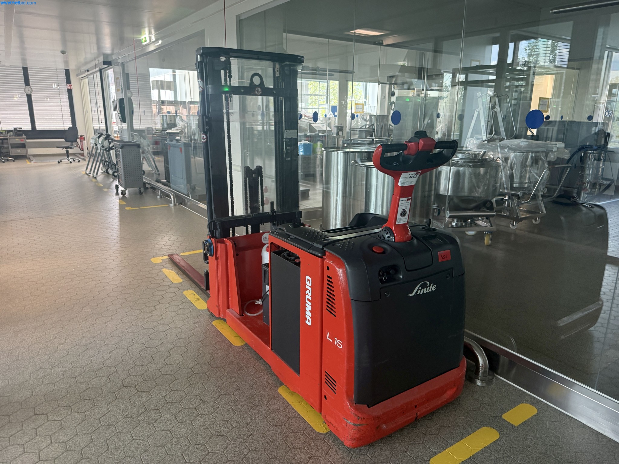 Transpalette électrique à grande levée Linde L16 AC
