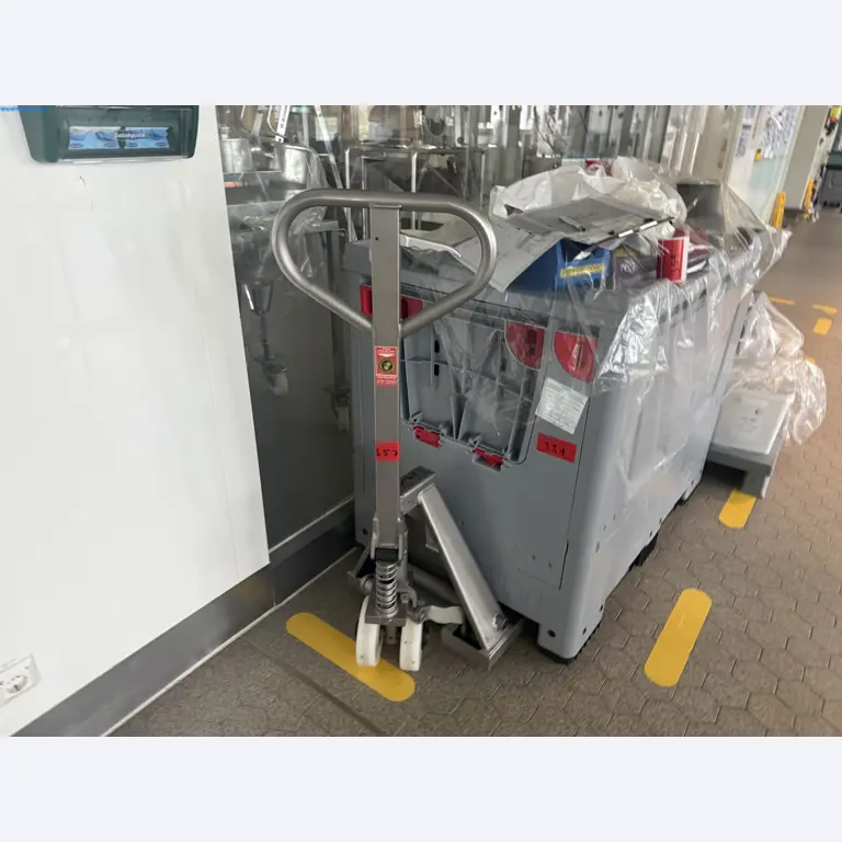 Instalações de produção e embalagem farmacêuticas / Equipamentos de laboratório e operacionais-1