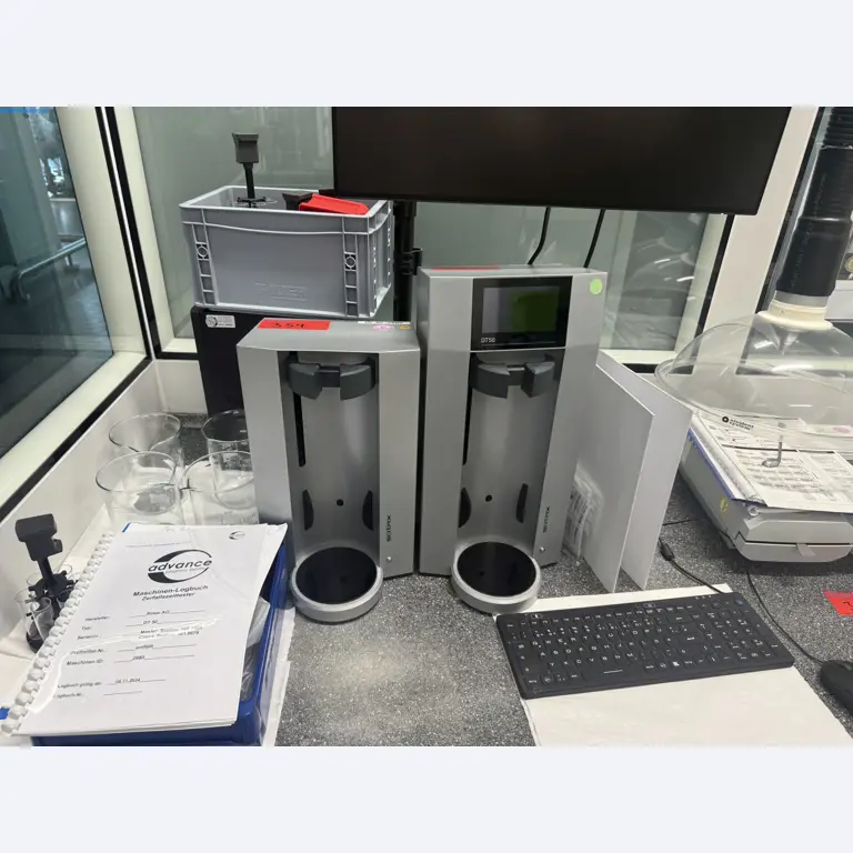 Instalações de produção e embalagem farmacêuticas / Equipamentos de laboratório e operacionais-1