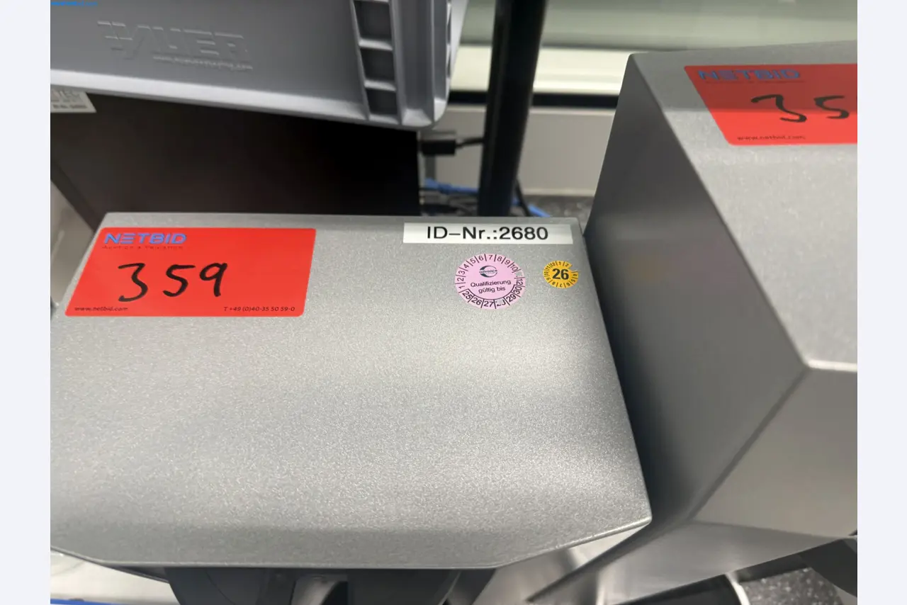 Instalações de produção e embalagem farmacêuticas / Equipamentos de laboratório e operacionais-2