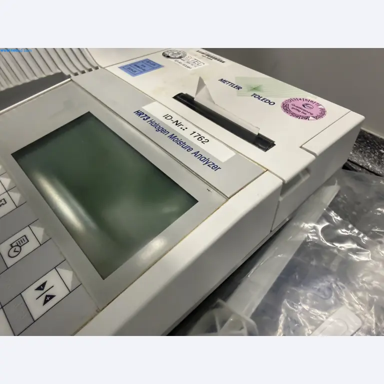 Instalações de produção e embalagem farmacêuticas / Equipamentos de laboratório e operacionais-2