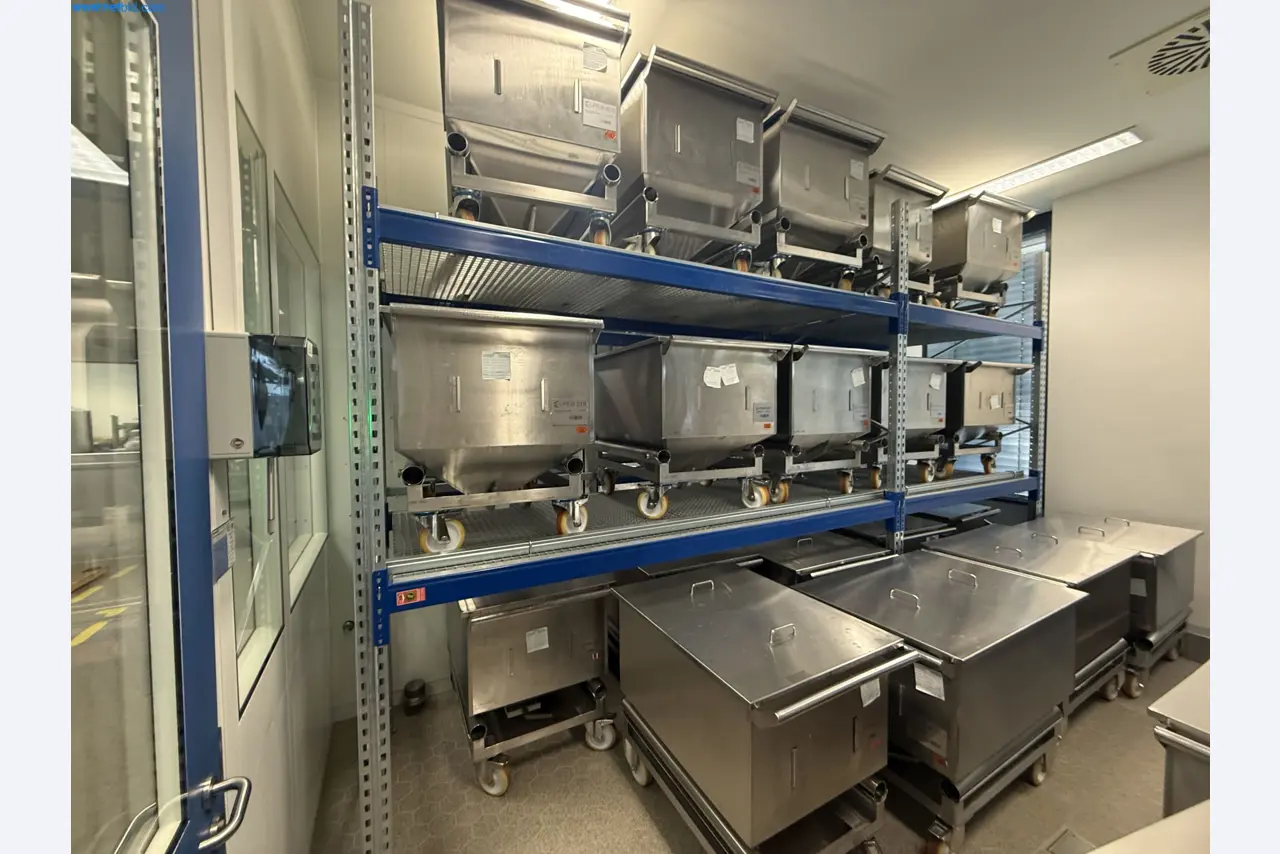 Instalações de produção e embalagem farmacêuticas / Equipamentos de laboratório e operacionais-4