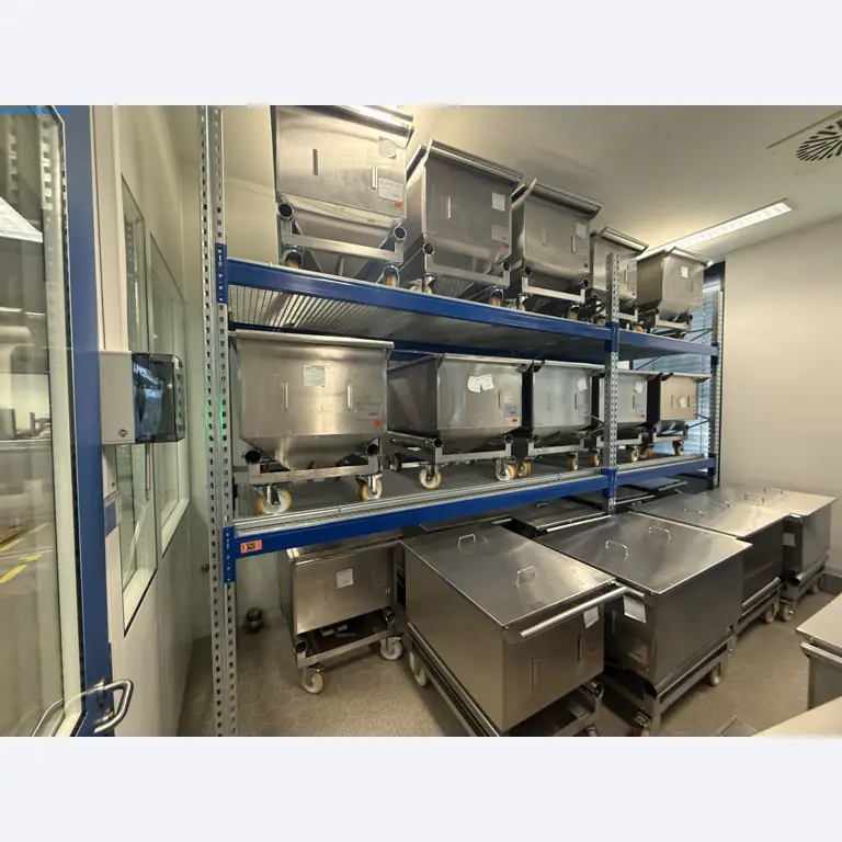 Instalações de produção e embalagem farmacêuticas / Equipamentos de laboratório e operacionais-4
