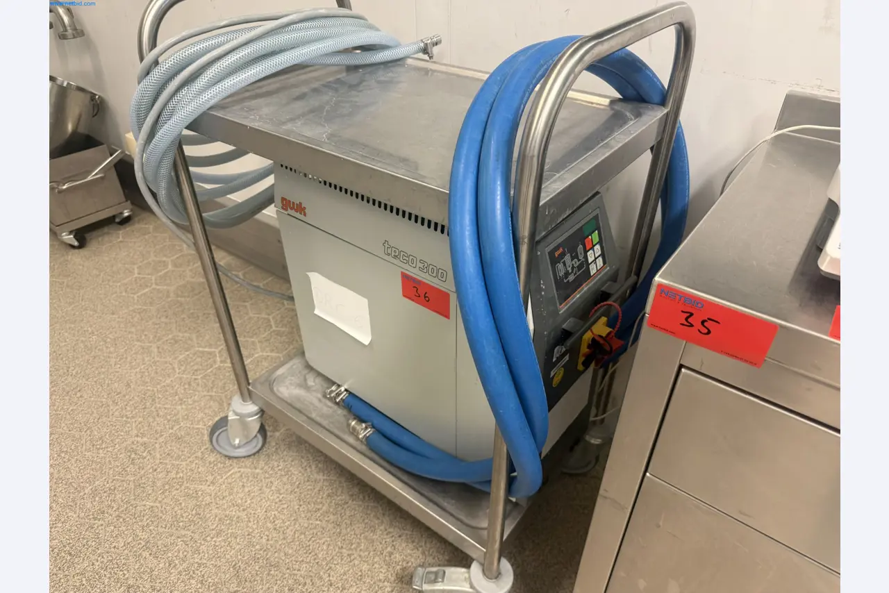 Instalações de produção e embalagem farmacêuticas / Equipamentos de laboratório e operacionais-2