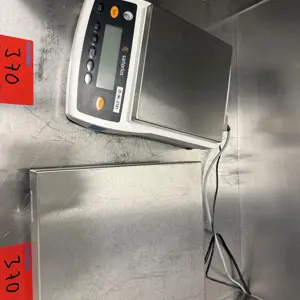 2 Balanças de mesa