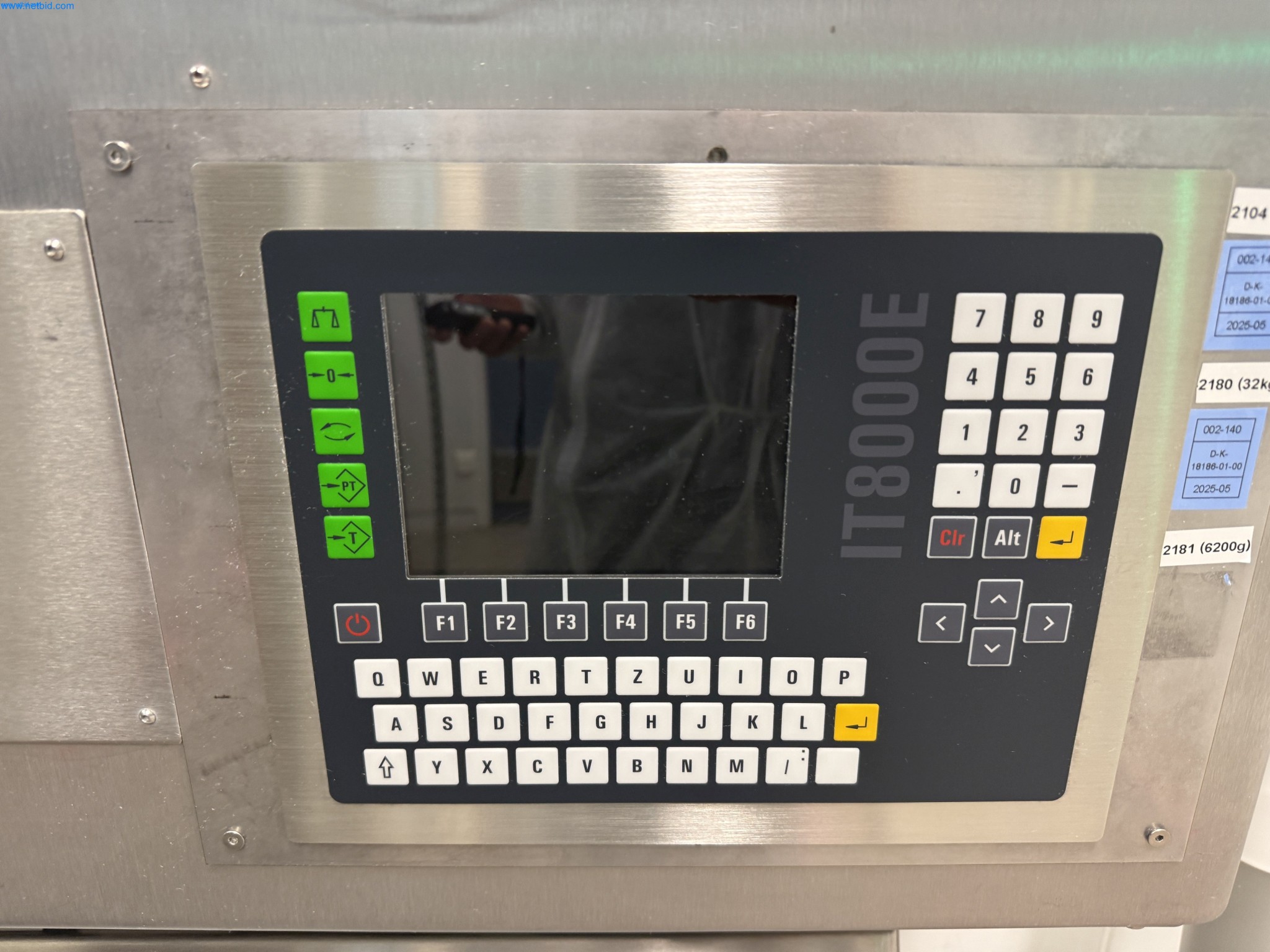 Instalações de produção e embalagem farmacêuticas / Equipamentos de laboratório e operacionais-5