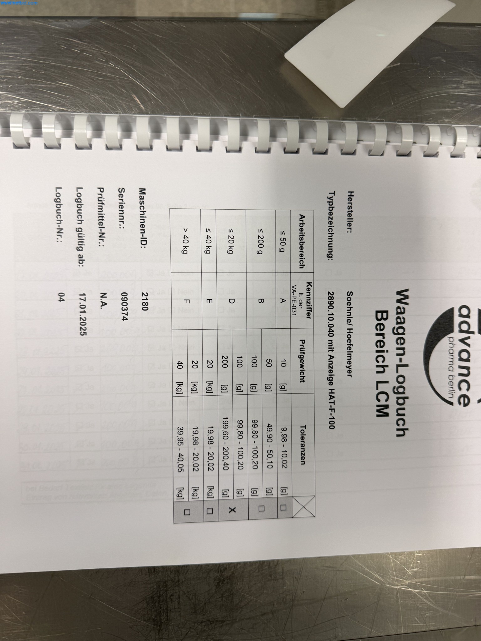 Instalações de produção e embalagem farmacêuticas / Equipamentos de laboratório e operacionais-8
