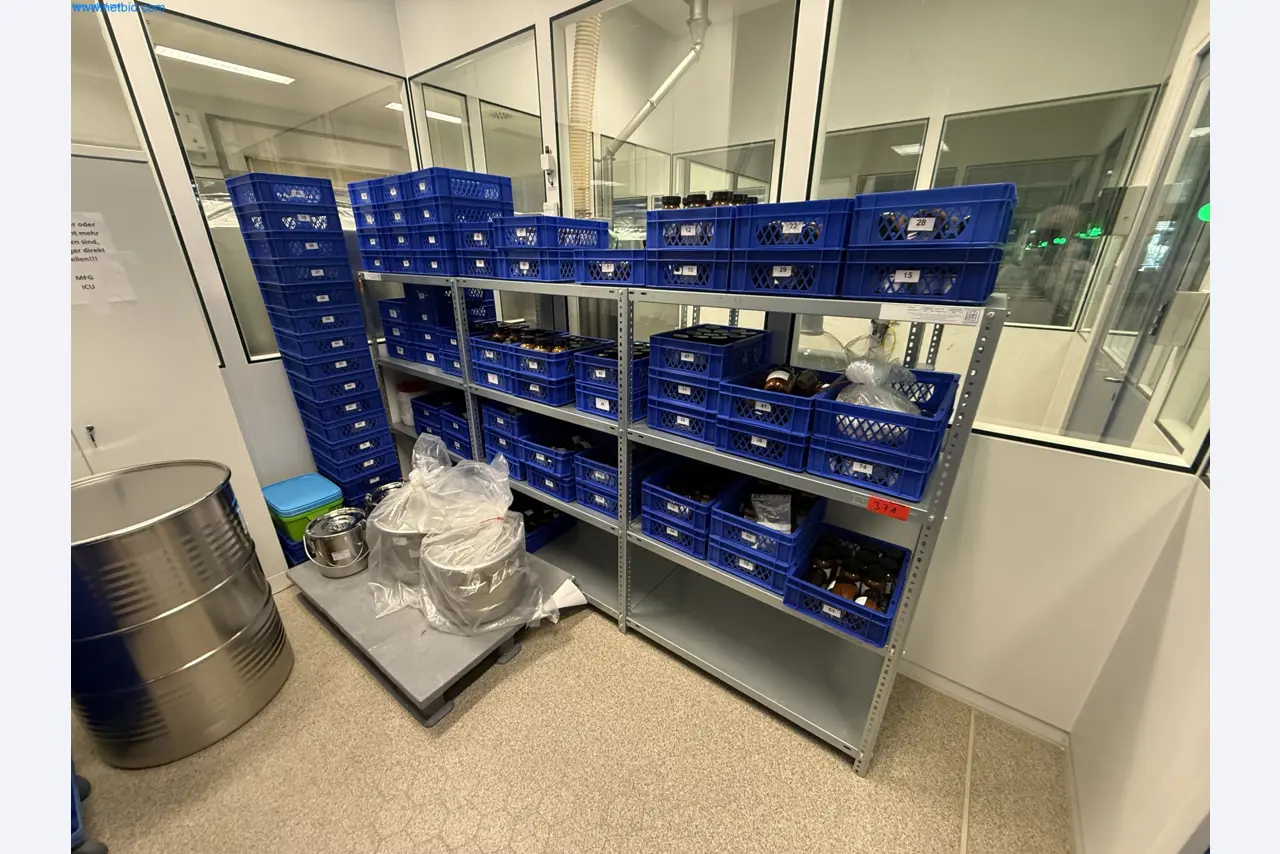 Instalações de produção e embalagem farmacêuticas / Equipamentos de laboratório e operacionais-1
