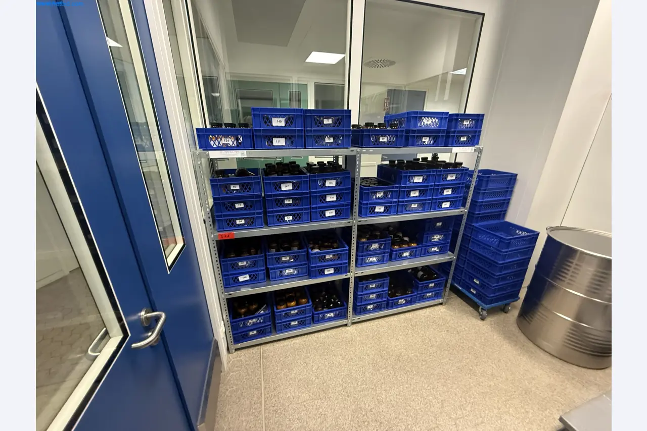 Instalações de produção e embalagem farmacêuticas / Equipamentos de laboratório e operacionais-2