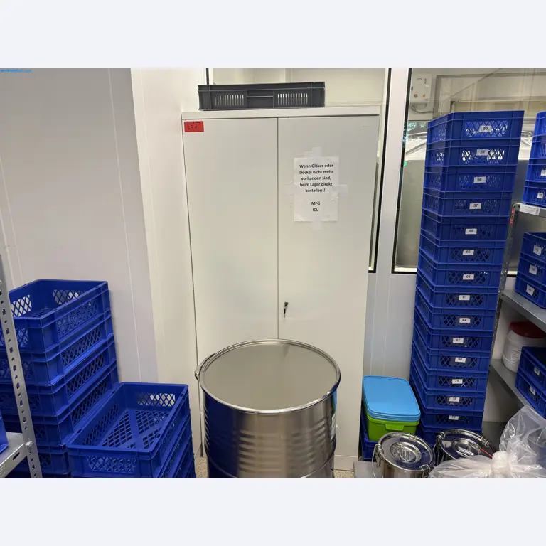 Instalações de produção e embalagem farmacêuticas / Equipamentos de laboratório e operacionais-3