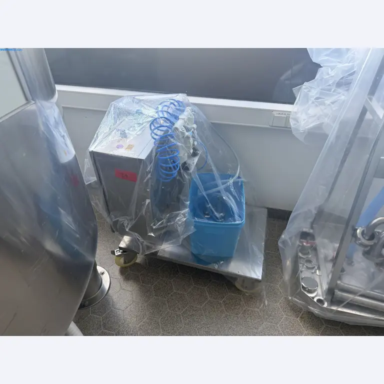 Instalações de produção e embalagem farmacêuticas / Equipamentos de laboratório e operacionais-1