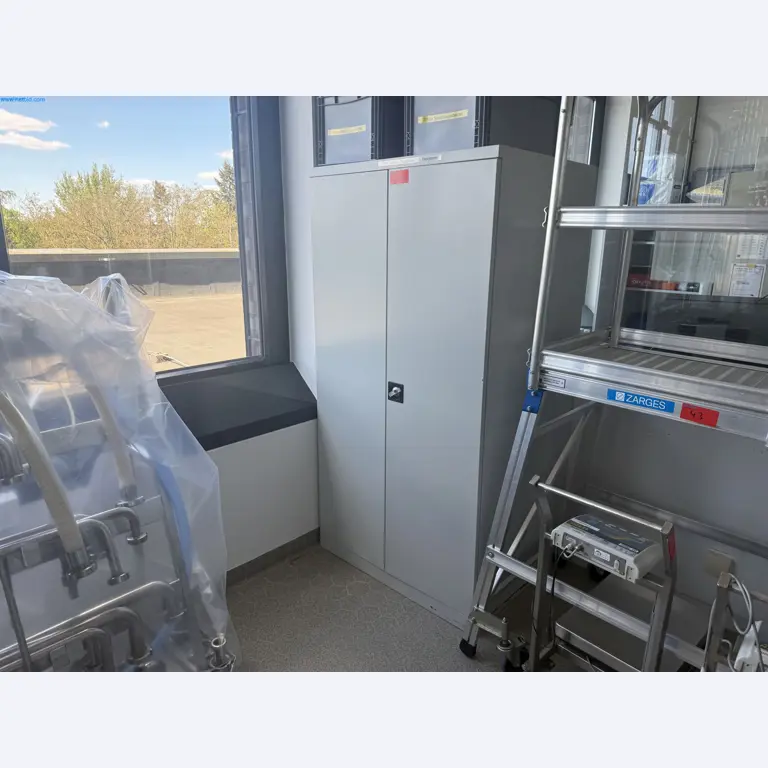 Instalações de produção e embalagem farmacêuticas / Equipamentos de laboratório e operacionais-2
