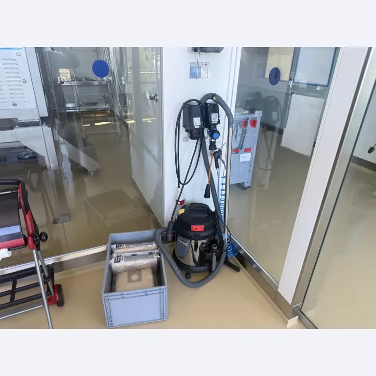 Instalações de produção e embalagem farmacêuticas / Equipamentos de laboratório e operacionais-1