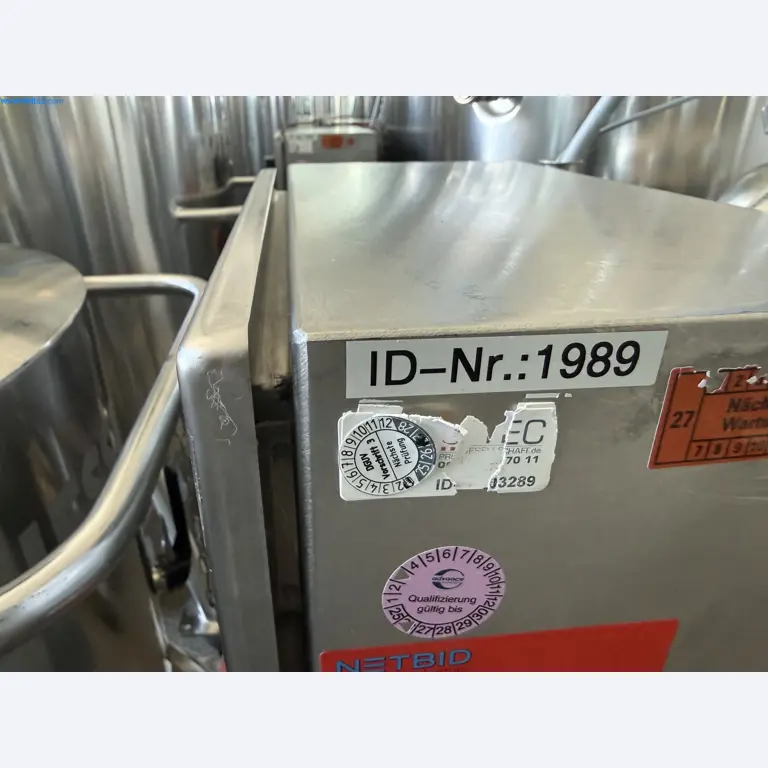 Instalações de produção e embalagem farmacêuticas / Equipamentos de laboratório e operacionais-5