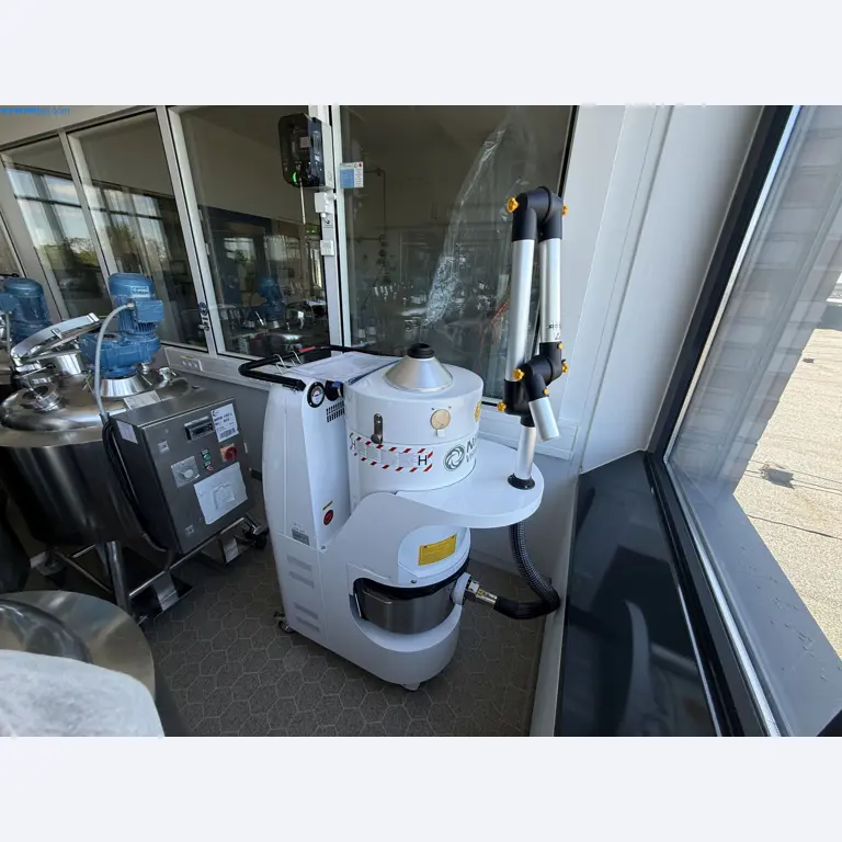 Instalações de produção e embalagem farmacêuticas / Equipamentos de laboratório e operacionais-2