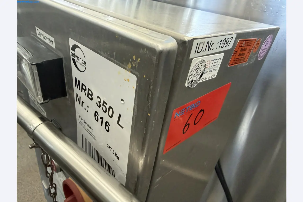 Instalações de produção e embalagem farmacêuticas / Equipamentos de laboratório e operacionais-4