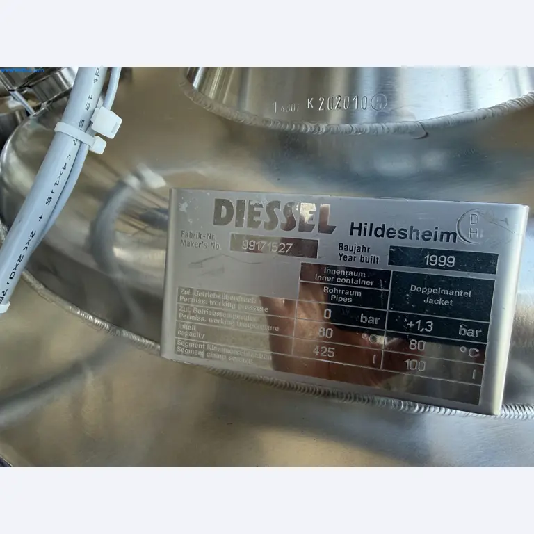 Instalações de produção e embalagem farmacêuticas / Equipamentos de laboratório e operacionais-2