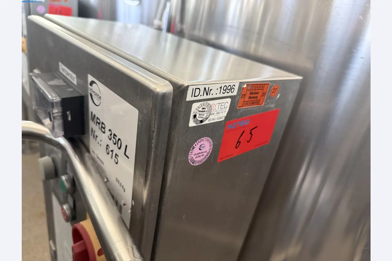 Instalações de produção e embalagem farmacêuticas / Equipamentos de laboratório e operacionais-1