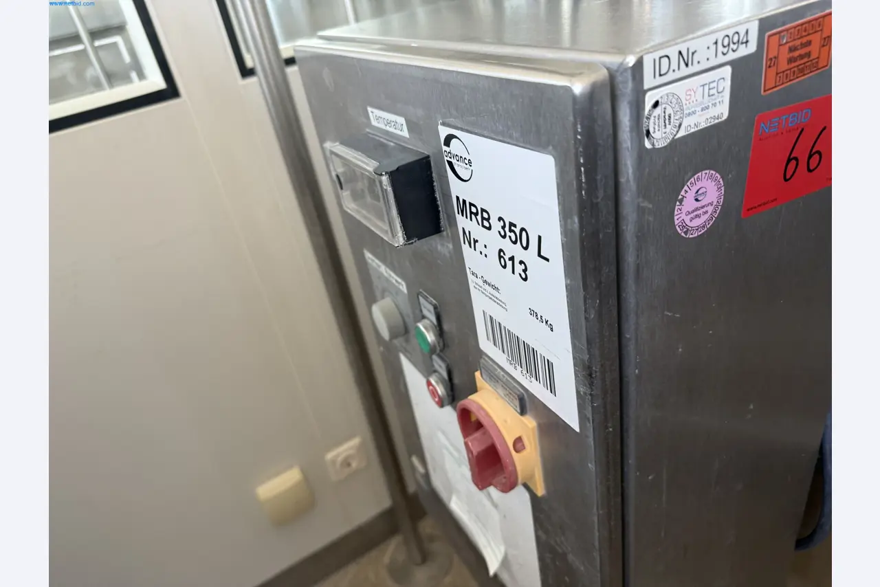 Instalações de produção e embalagem farmacêuticas / Equipamentos de laboratório e operacionais-5