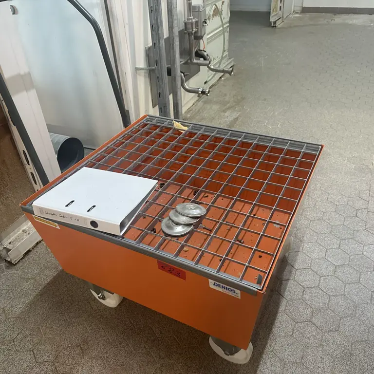 2 Oil Drip Pans
