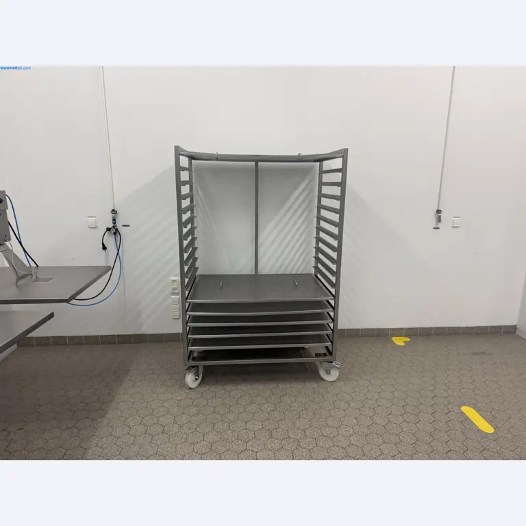 Instalações de produção e embalagem farmacêuticas / Equipamentos de laboratório e operacionais-2